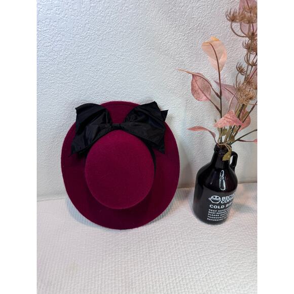 Whittall & Javits Red Wool Felt Hat Black Bow‎ Statement Elegant Derby Church - Picture 2 of 6